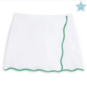 Bellabliss size 8 Scalloped white and green Tennis Skort